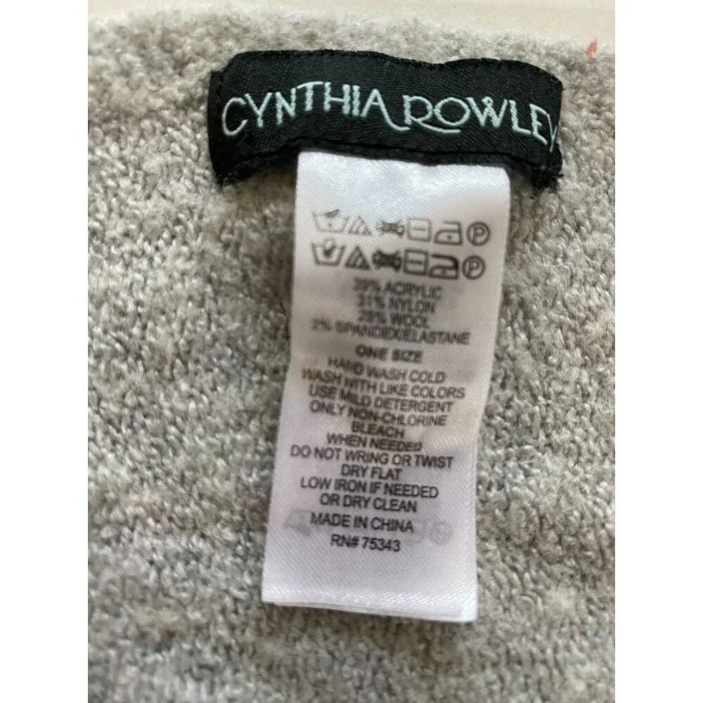 Cynthia Rowley Gray Knit Shawl Wrap Scarf Wool Blend Soft Boucle Office Travel